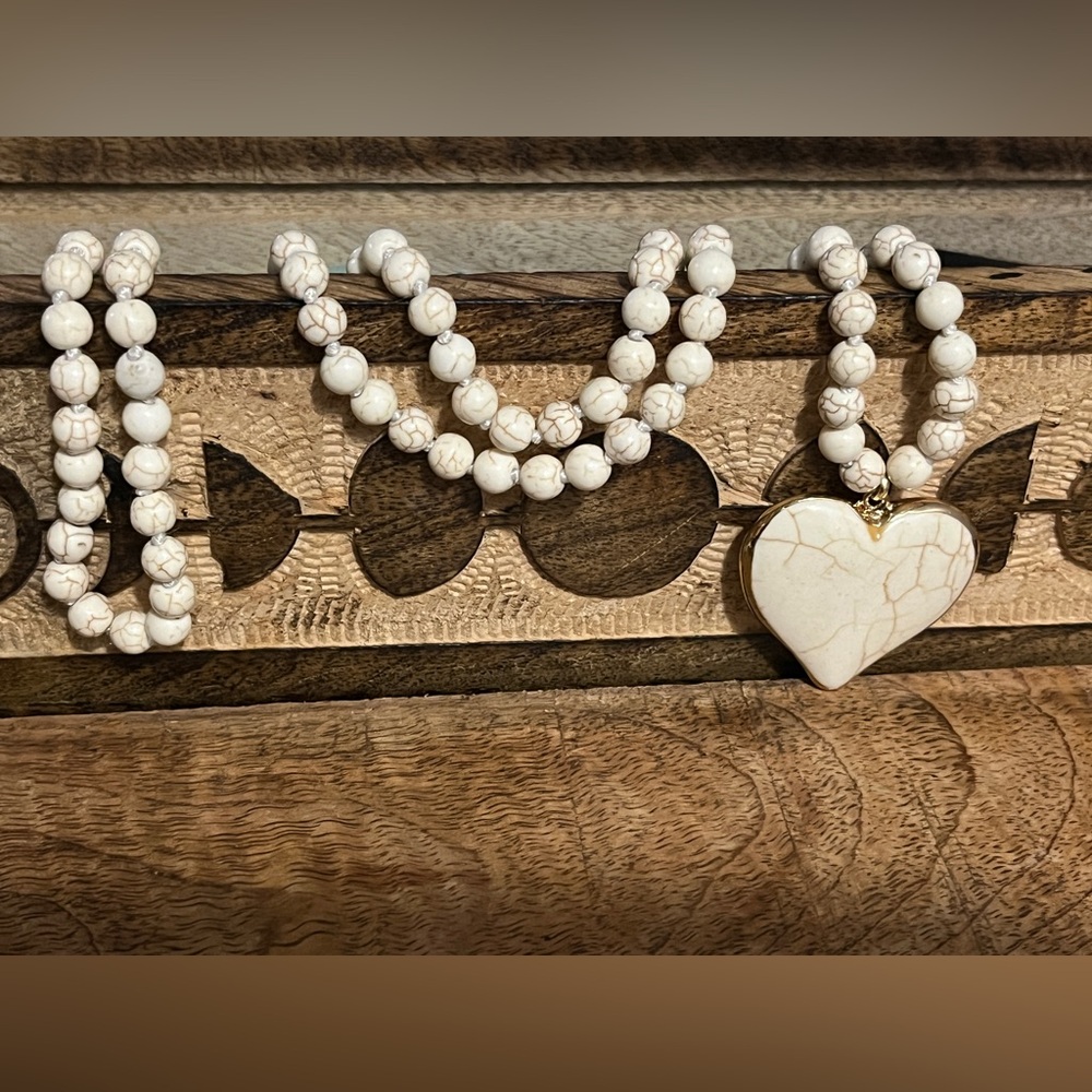 Beaded Necklace, Heart shaped,Neutral Tone,Boho Heavy Layering 18in Necklace
